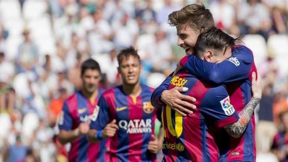 Los jugadores del Barça celebran un gol.-Foto:  JOAN MONFORT