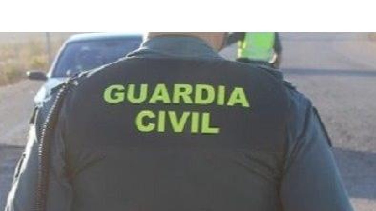 Guardia Civil. E. M.