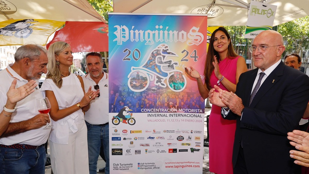 Inauguración oficial de Pingüinos 2024 con la presencia de José Manuel Navas, responsable de Turismoto; Jesús Julio Carnero, alcalde de Valladolid; Irene Carvajal, primera teniente alcalde, y Blanca Jiménez, concejala de Turismo, Eventos y Marca Ciudad. -AYUNTAMIENTO VALLADOLID