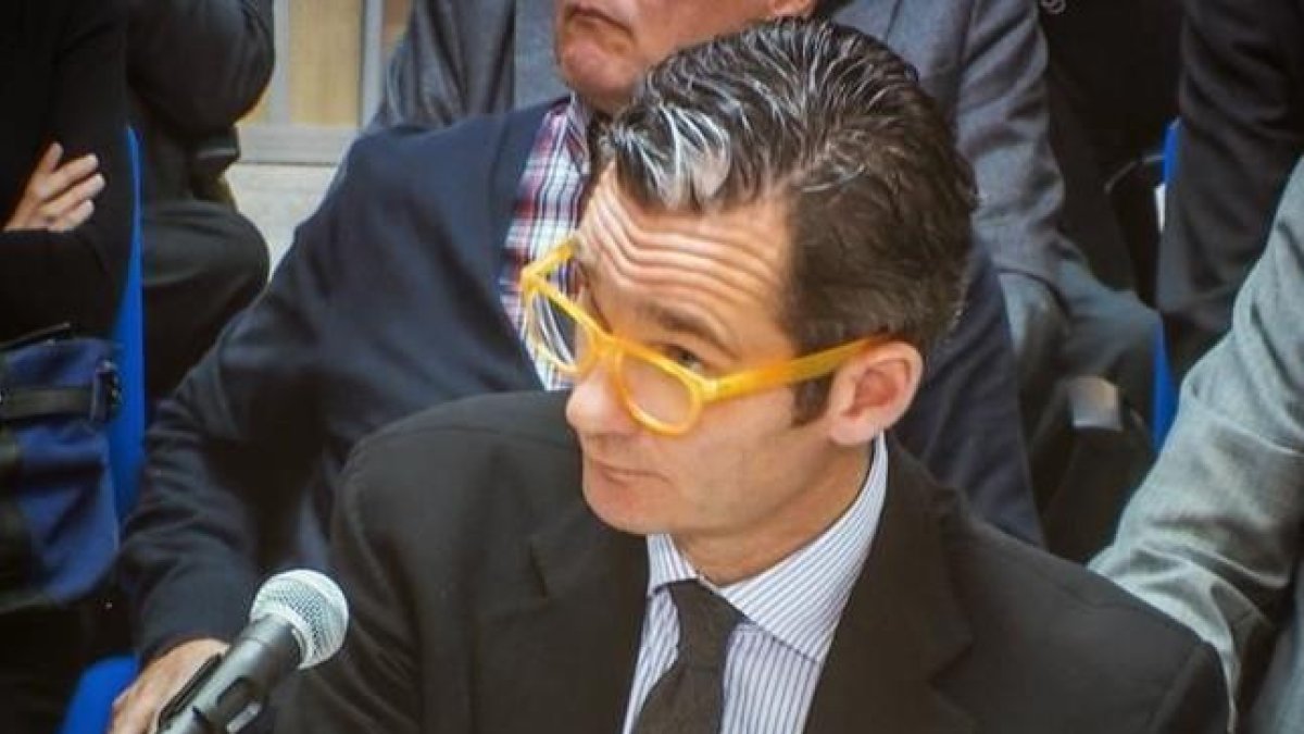 Iñaki Urdangarin, durante su declaración este viernes en el juicio del 'caso Nóos'.-EFE / CATI CLADERA