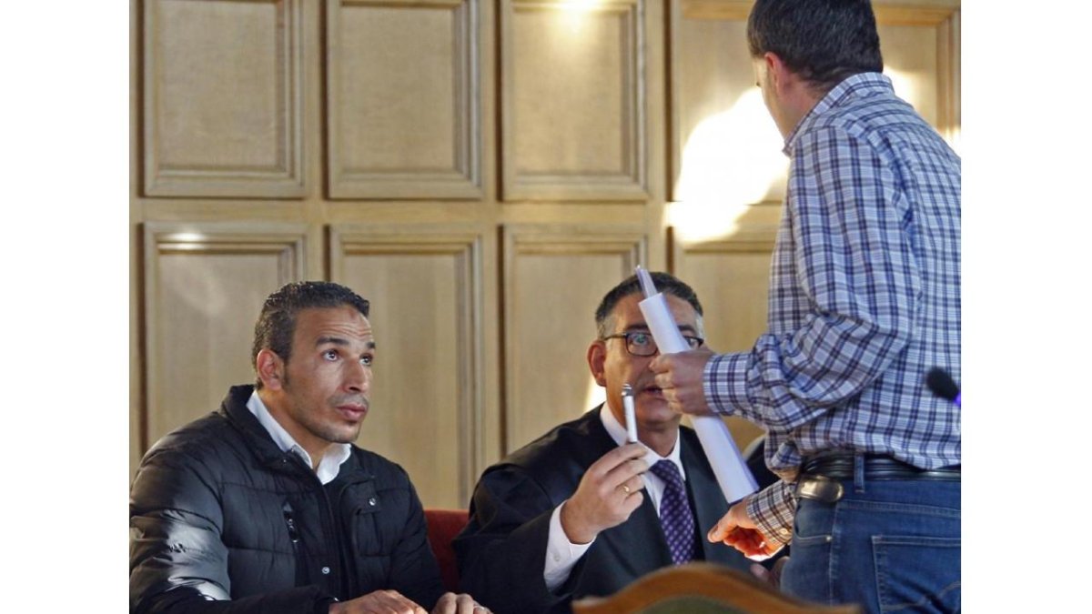 El juicio de asesinato celebra hoy su quinta sesión.-MARIO TEJEDOR