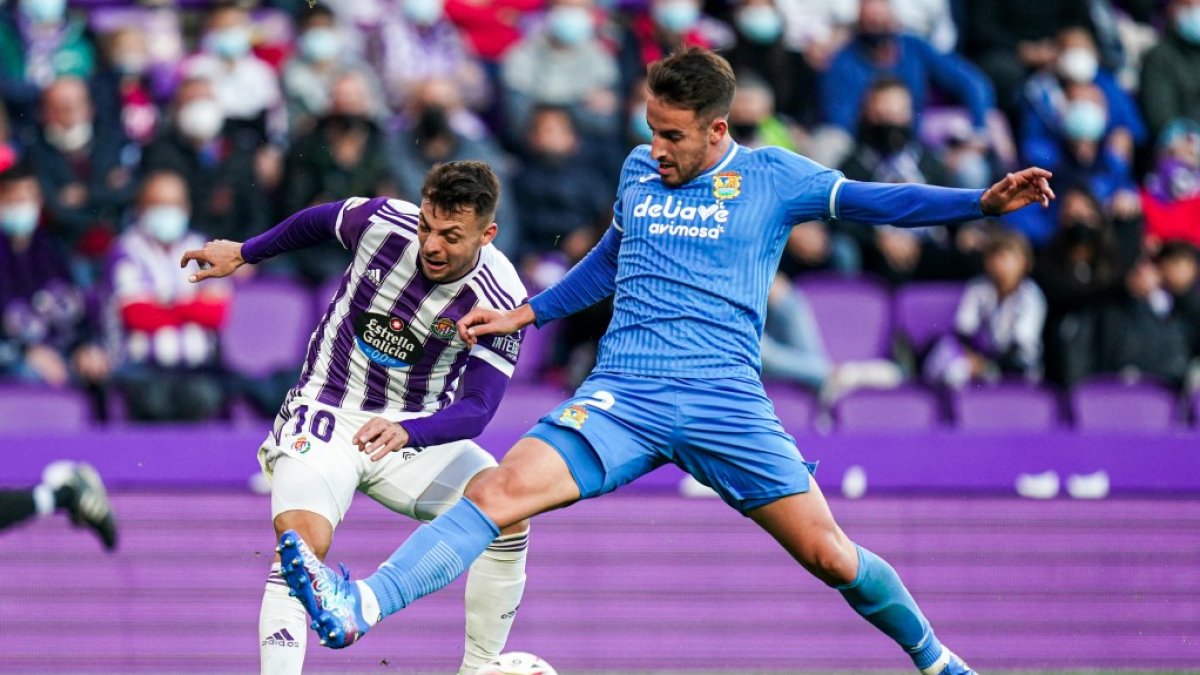 Óscar Plano en el duelo ante el Fuenlabrada. / I. SOLA / RV