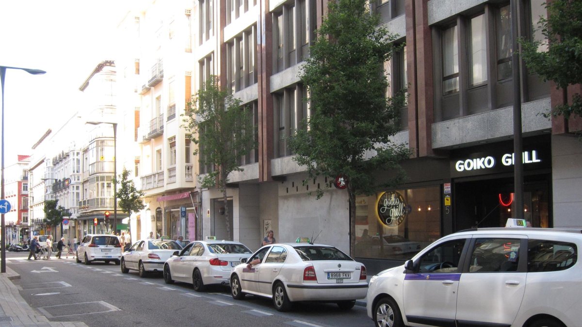 Parada de taxi en Valladolid. EUROPA PRESS