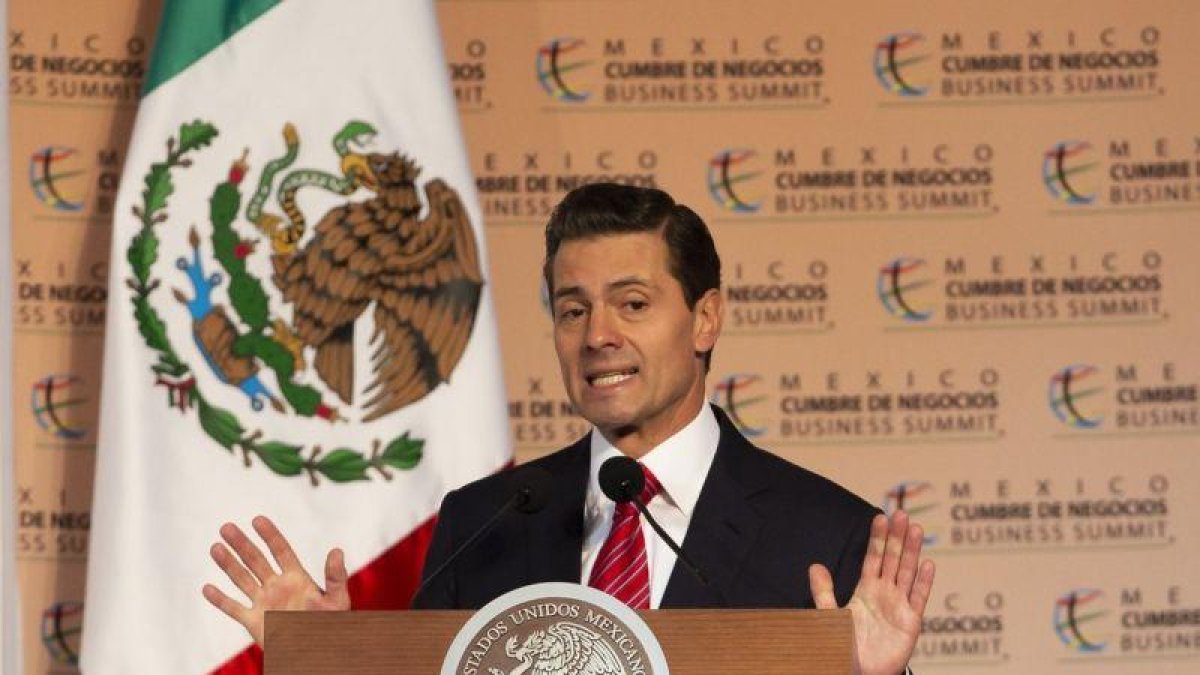 El presidente de Mexico, Enrique Pena Nieto, participa en la decimosexta edicion de Mexico Cumbre de Negocios, con el tema 'Enfrentar los retos estrategicos de Mexico y la Region' en la Expo Guadalajara de Jalisco.-EFE / FRANCISCO GUASCO