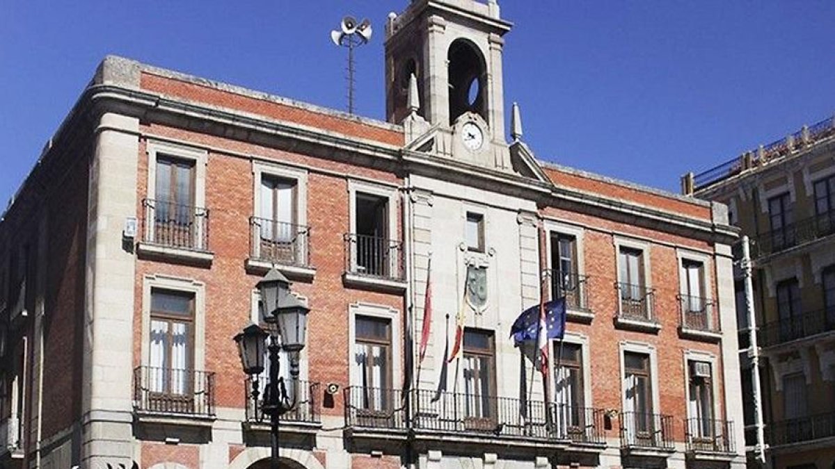El Ayuntamiento de Zamora paga en menos de seis días.-ICAL