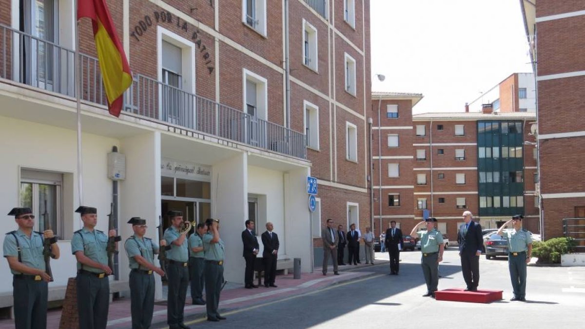 El ministro del Interior, Jorge Fernández Díaz, visita las instalaciones de la Guardia Civil en la capital leonesa, donde se encuentran ubicadas la XII Zona de la Guardia Civil de Castilla y León y la Comandancia-Ical