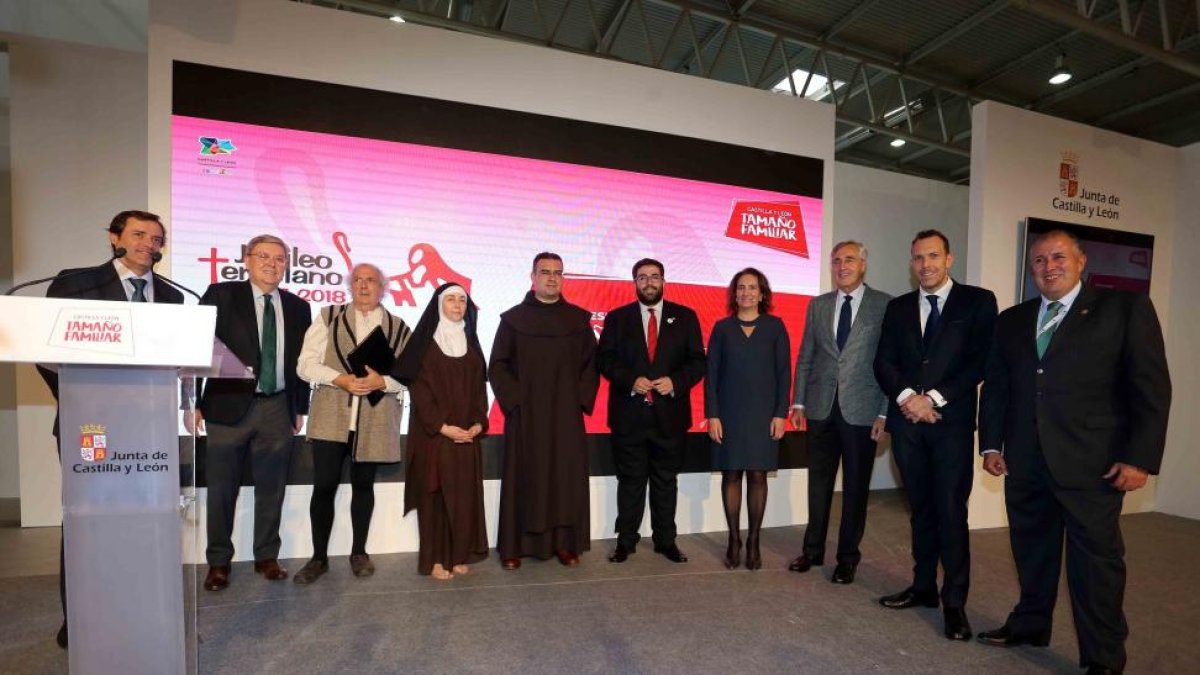 La consejera de Cultura, Josefa García Cirac y representantes de Ávila, del Obispado y de la Orden del Carmelo presentan el Año Jubilar Teresiano-MIRIAM CHACÓN / ICAL