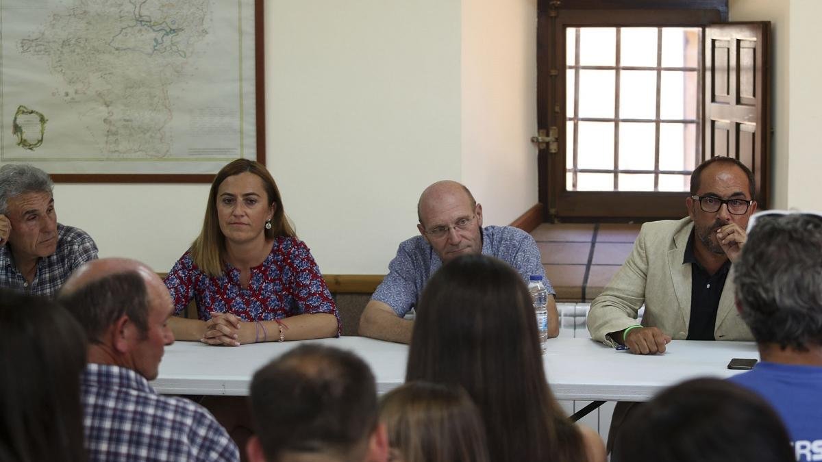 La delegada del Gobierno en Castilla y León, Virginia Barcones, visita el municipio de Arenillas en Soria-CONCHA ORTEGA / ICAL