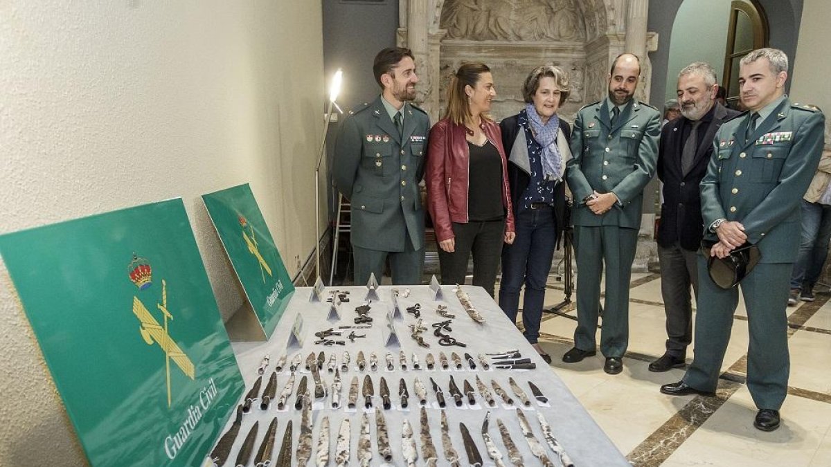 Imagen de las piezas recuperadas por la Guardia Civil de Burgos.-ICAL