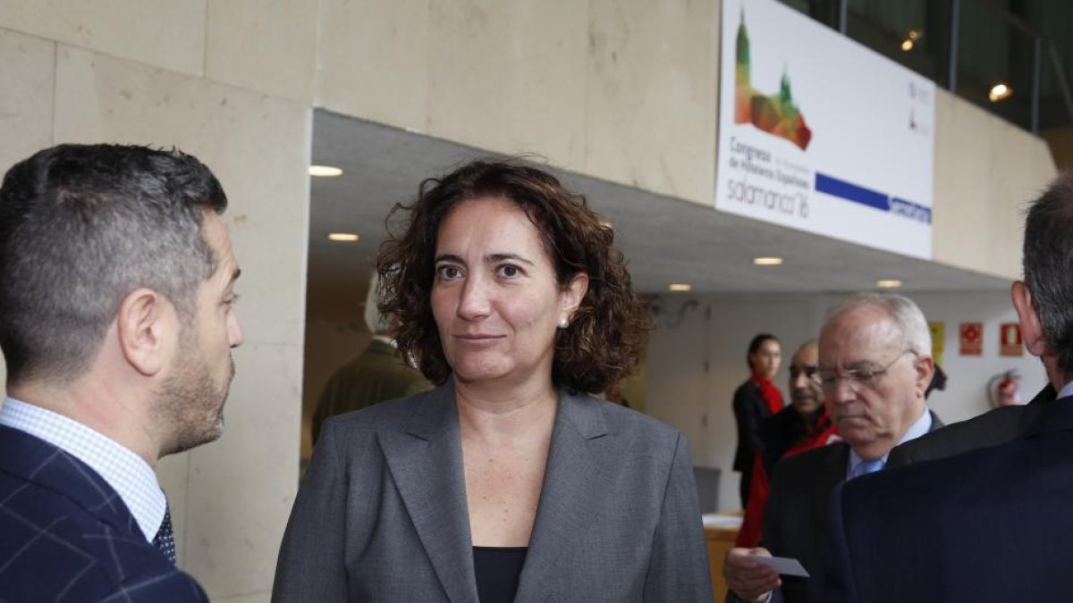 La consejera de Cultura y Turismo de la Junta de Castilla y León, María Josefa García Cirac, clausura el XVI Congreso de Hoteleros Españoles-David Arranz / ICAL