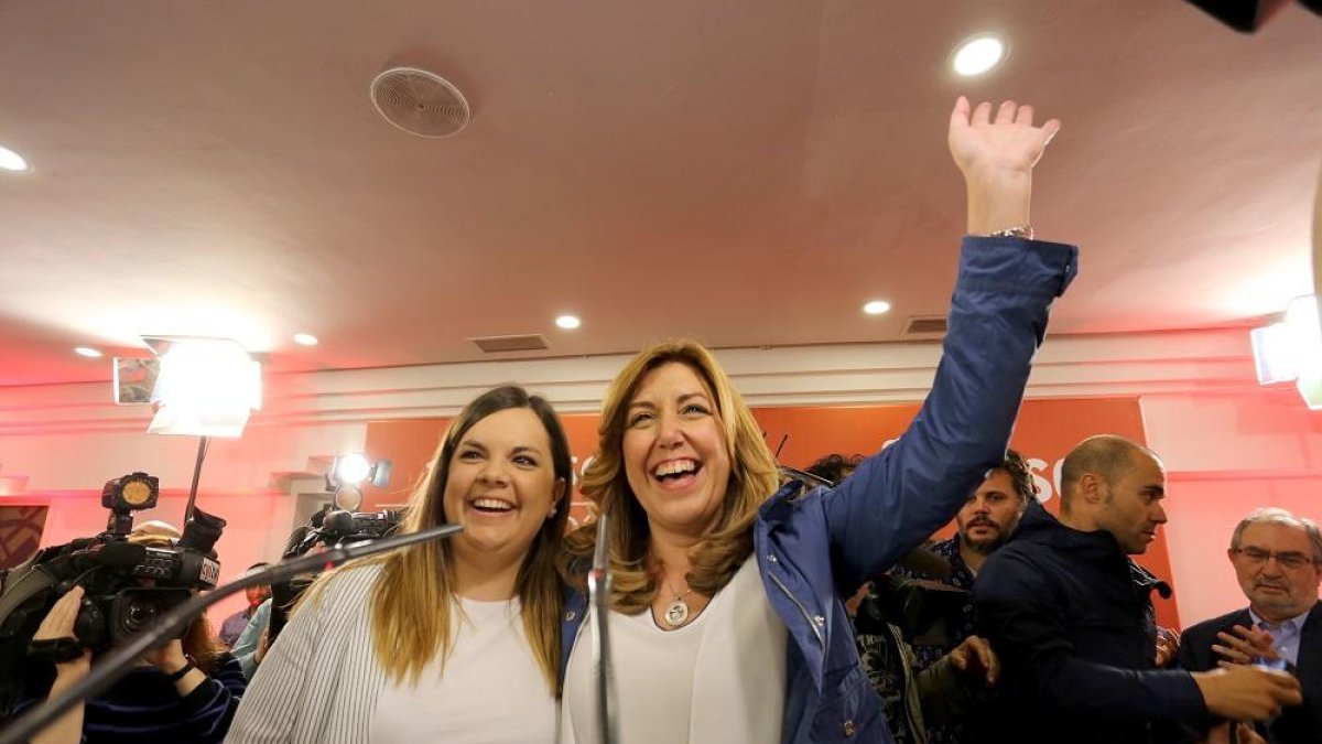 Elisa Abril, ex secretaria de Juventudes Socialistas con Susana Díaz, en un acto en Vlladolid de apoyo a la política andaluza.-ICAL