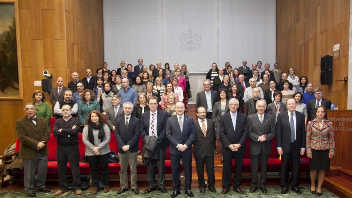 Foto de familia de los galardonados-Pablo Requejo