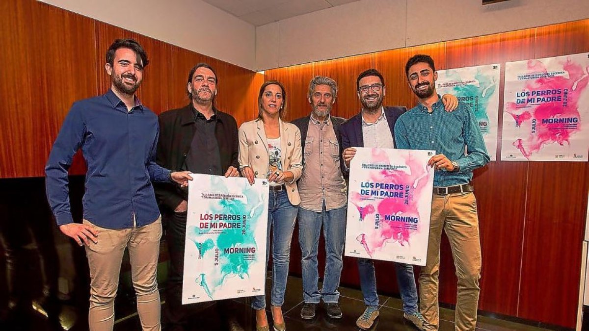Momento de presentación realizada en el Teatro Zorrilla.-EL MUNDO