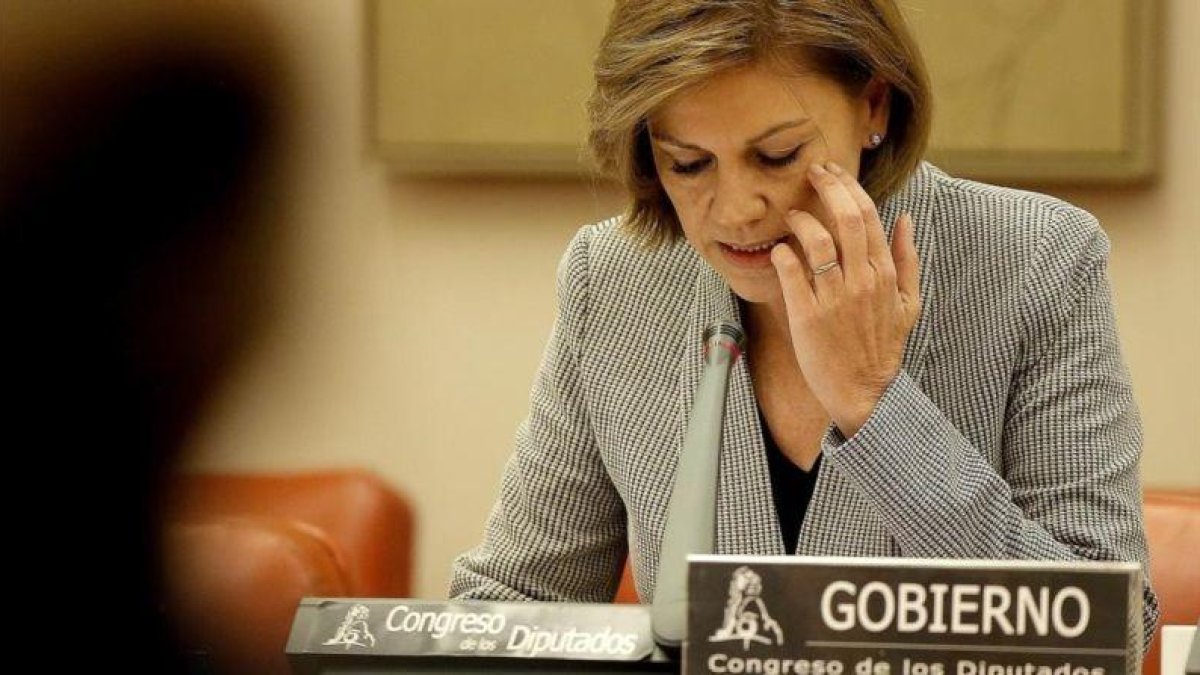 Cospedal interviene en la comisión de Defensa del Congreso, el 16 de enero, días después de conocerse el informe del Consejo de Estado sobre el Yak-42.-JOSE LUIS ROCA