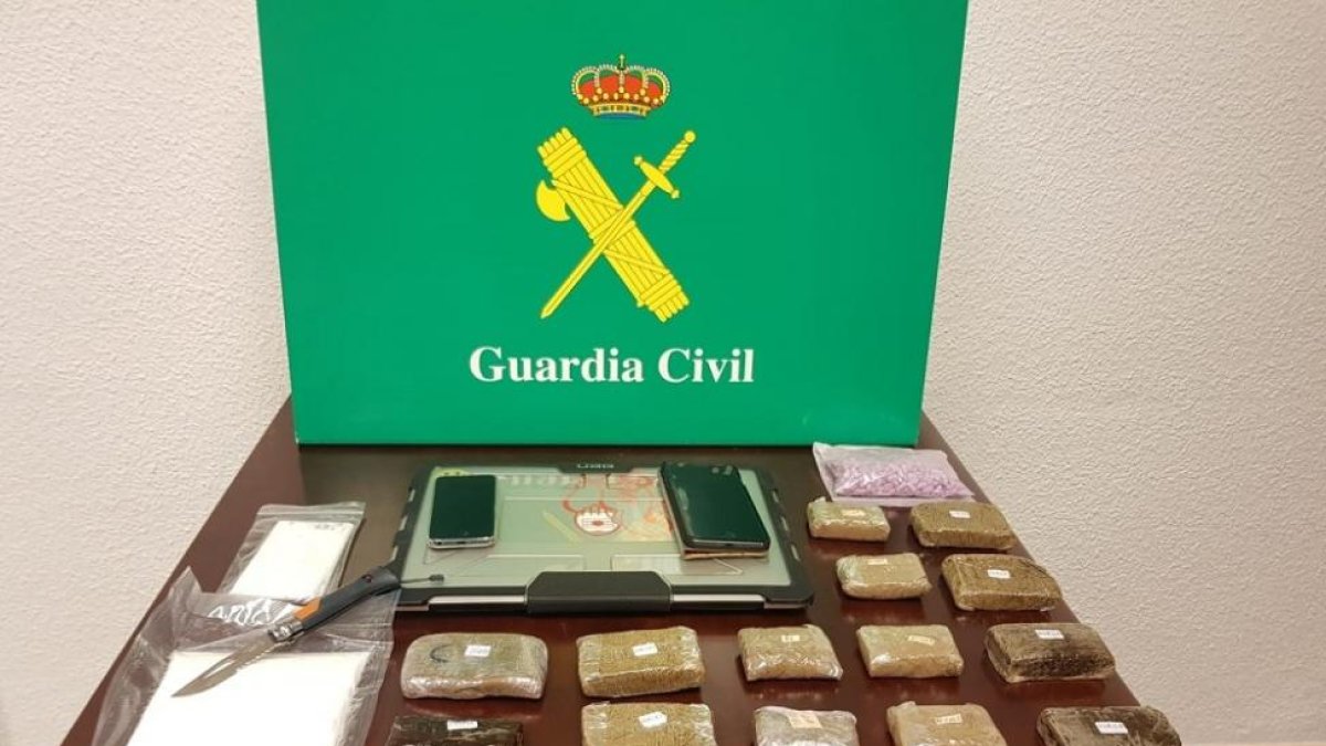 Material incautado en la operación.-GUARDIA CIVIL