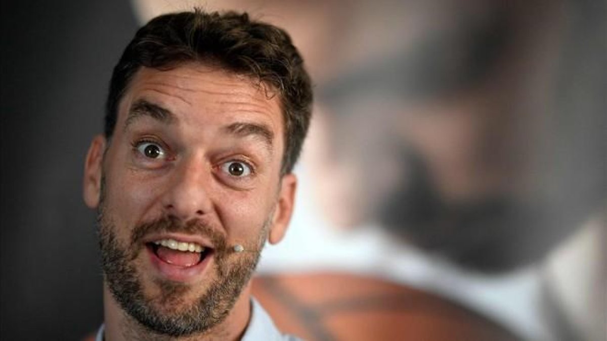 Pau Gasol, en la presentación de su libro, en Madrid.-GABRIEL BOUYS