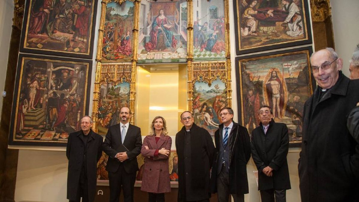 La consejera de Cultura y Turismo, Alicia García, presenta la restauración de las salas capitulares de la Catedral de Salamanca e inaugura el nuevo Museo Catedralicio realizado en las mismas-Ical