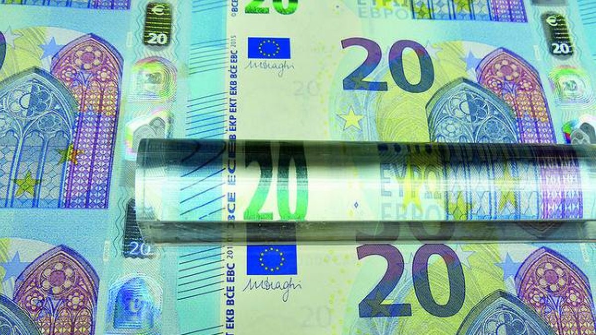 El nuevo billete de 20 euros.-