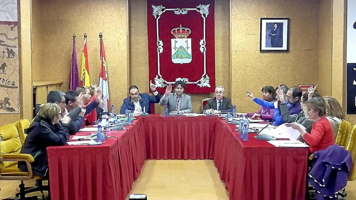 Imagen de archivo de un pleno.-E.M.
