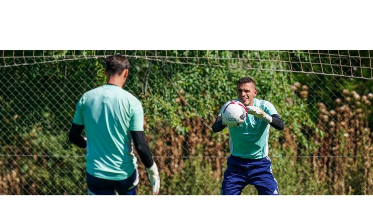 Jordi Masip en un entrenamiento del Real Valladolid de esta pretemporada. / RVCF