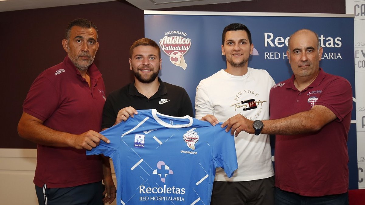Pisonero, Dime, Darko y Ollero en la presentación. / PHOTOGENIC