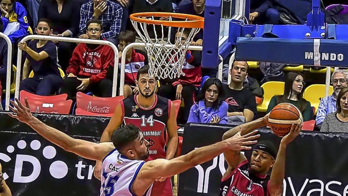 Wade-Chatman ante Cate en Pisuerga.-M. A. SANTOS