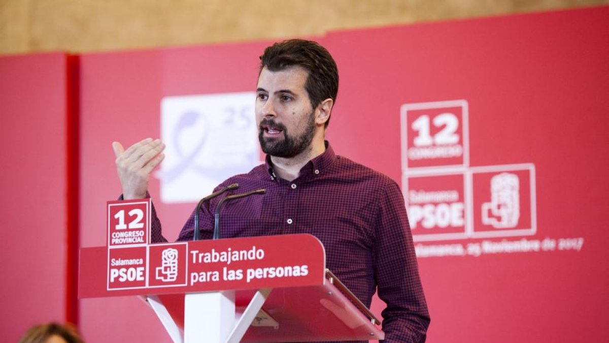 Luis Tudanca durante una intervención pública.-ICAL