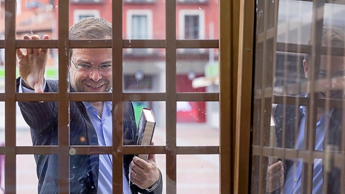 El escritor Javier Sierra, ayer, en Valladolid.-EL MUNDO