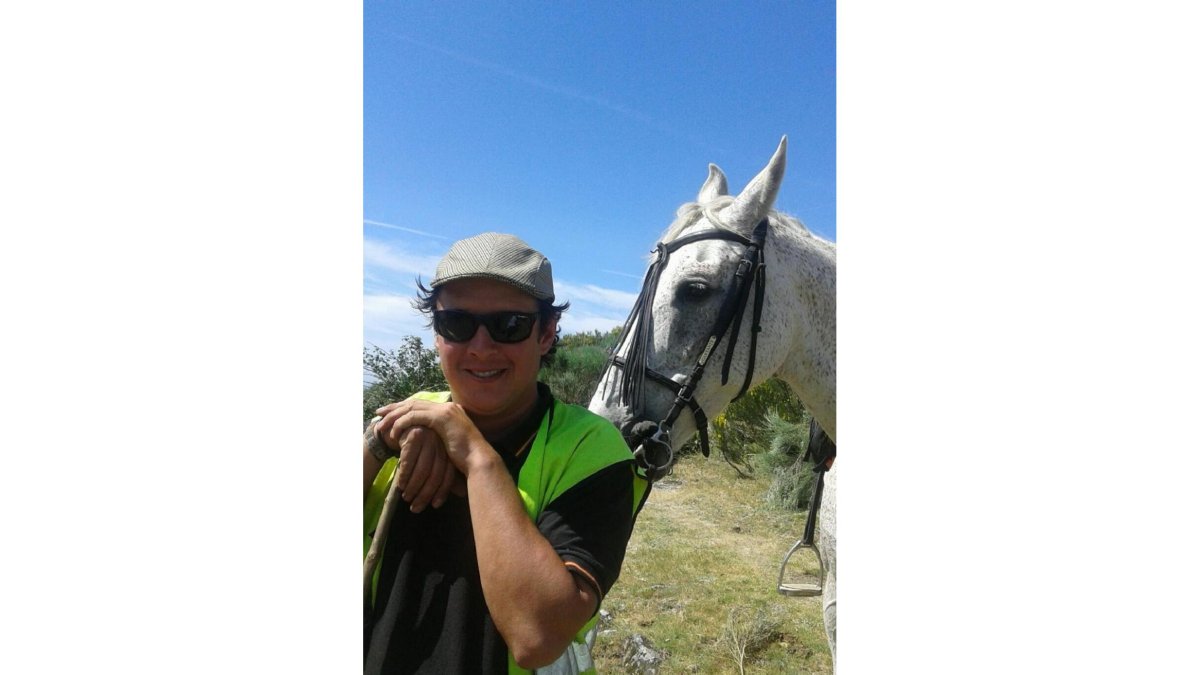 Diego Torres es un ganadero de Navarredonda de Gredos con una larga tradición familiar.-A. G.