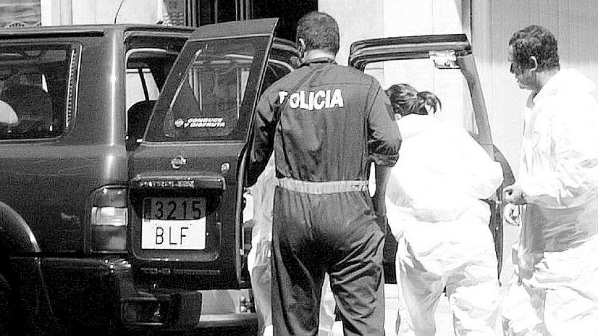 -EL MUNDO