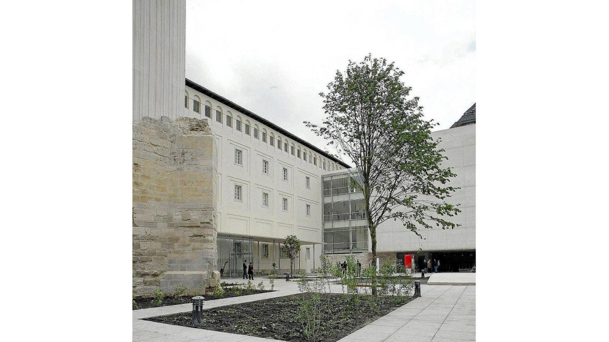 Exterior del Patio Herreriano-ICAL