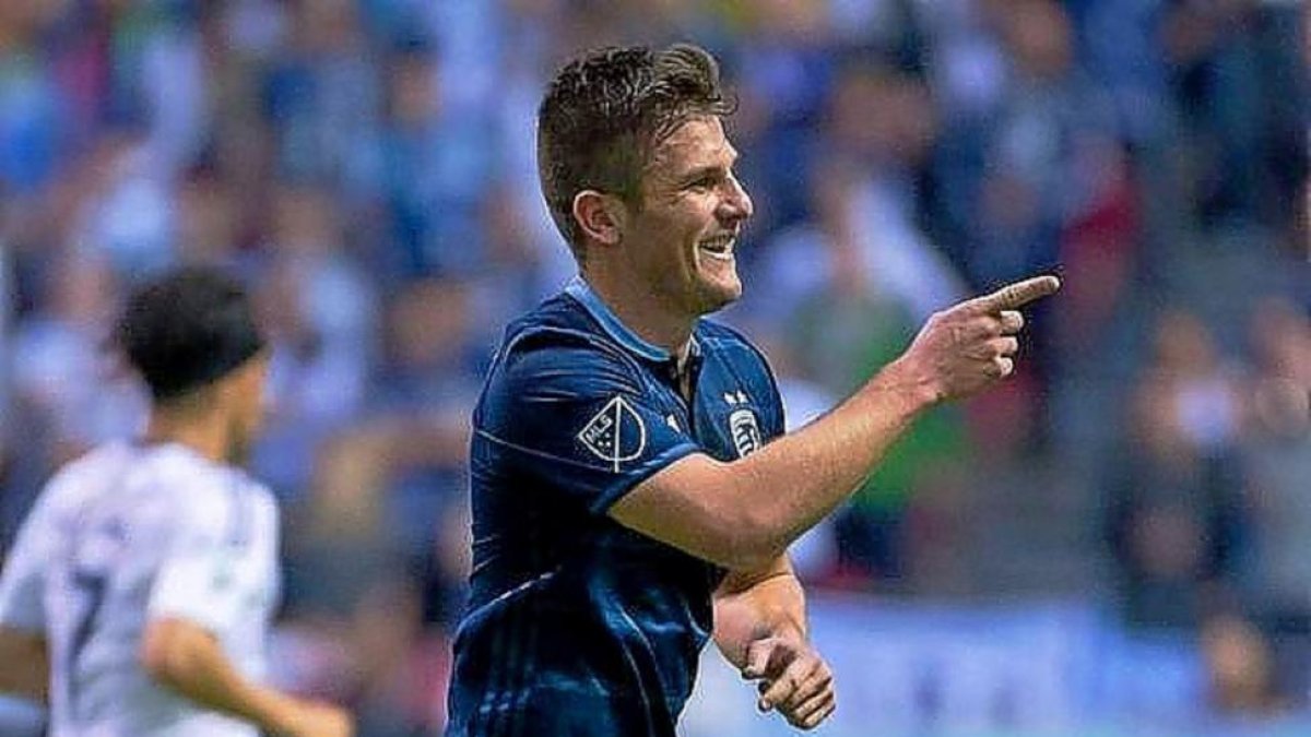 Diego Rubio celebra un gol-