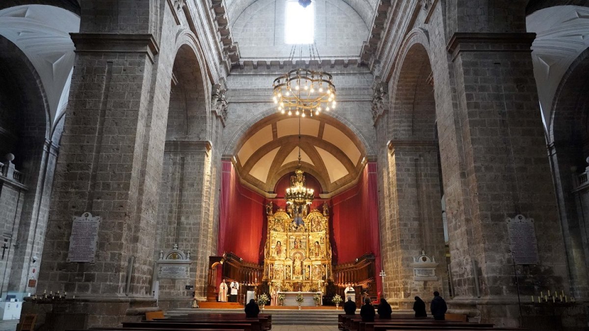 Catedral de Valladolid durante el estado de alarma. - E.M.