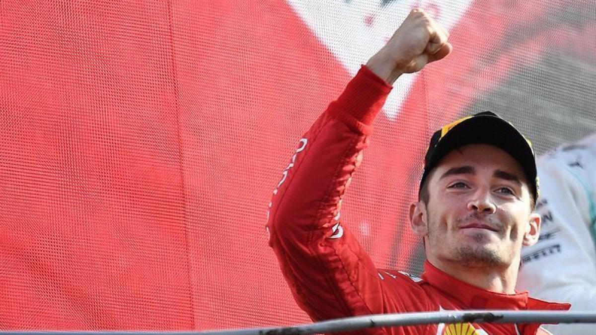 Charles Leclerc (Ferrari) deslumbra en Monza con su segunda victoria consecutiva.-EFE / DANIEL DAL ZENNARO