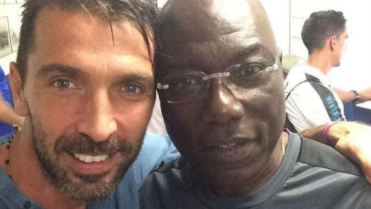 Buffon y Nkono, en un encuentro del pasado.-INSTAGRAM