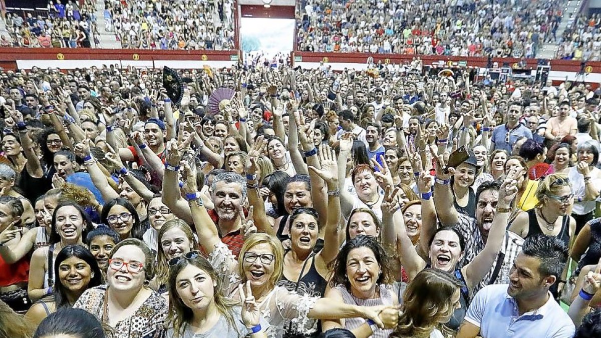 Concierto en la Plaza de Toros de Arroyo en una imagen de archivo. / E. M.