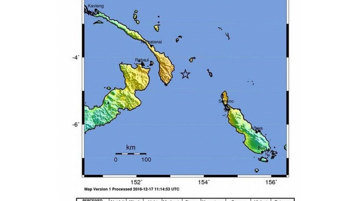 La estrella en el mar marca el lugar donde se ha registrado el hepicentro del terremoto.-