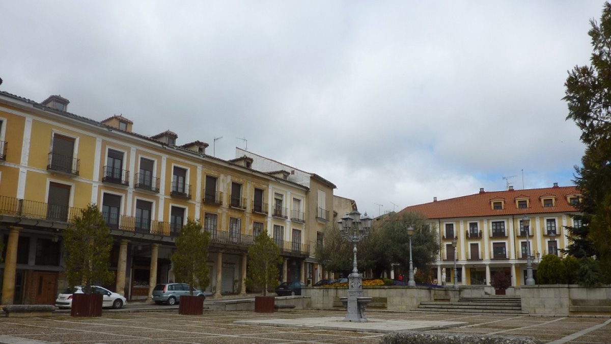 La playa Mayor de Rioseco se va a remodelar en aras de que sea más funcional, pues ahora está a tres alturas. / D.V.