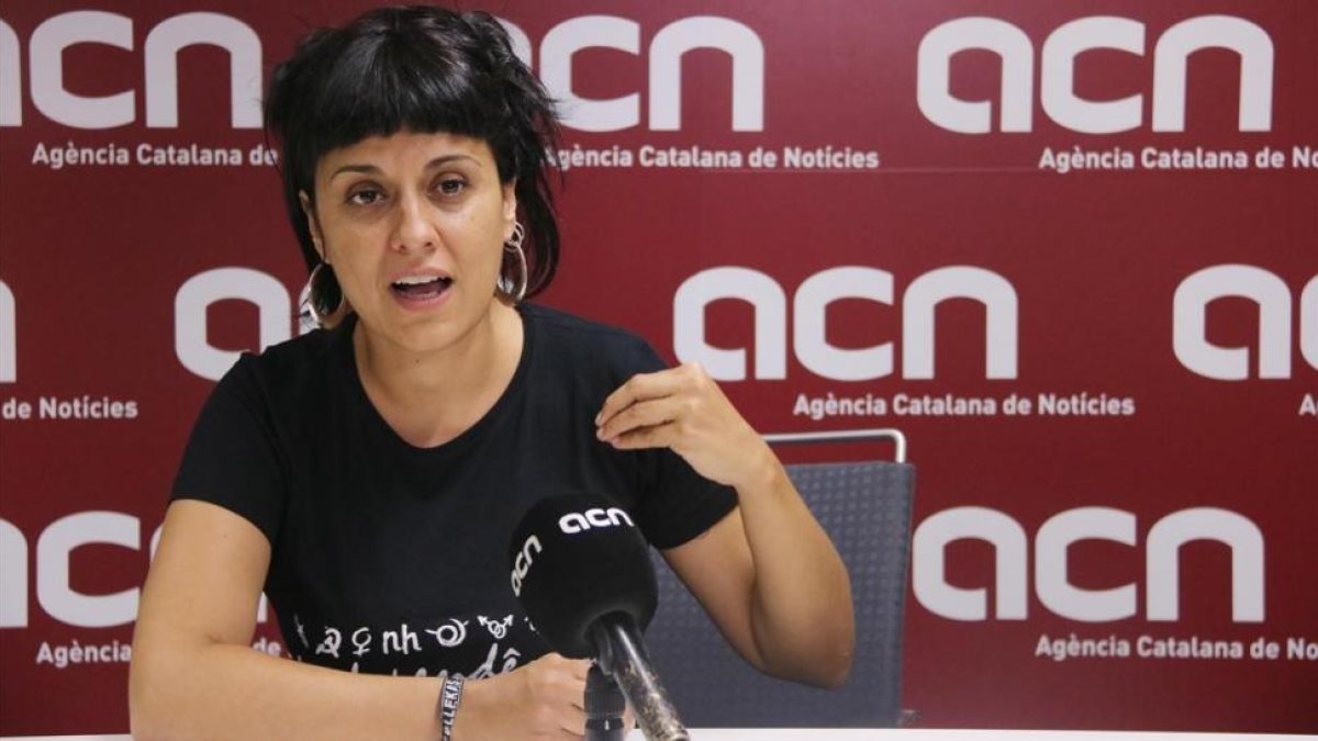 La diputada de la CUP Anna Gabriel.-PERIODICO (ACN / MARIA FERNÁNDEZ NOGUERA)