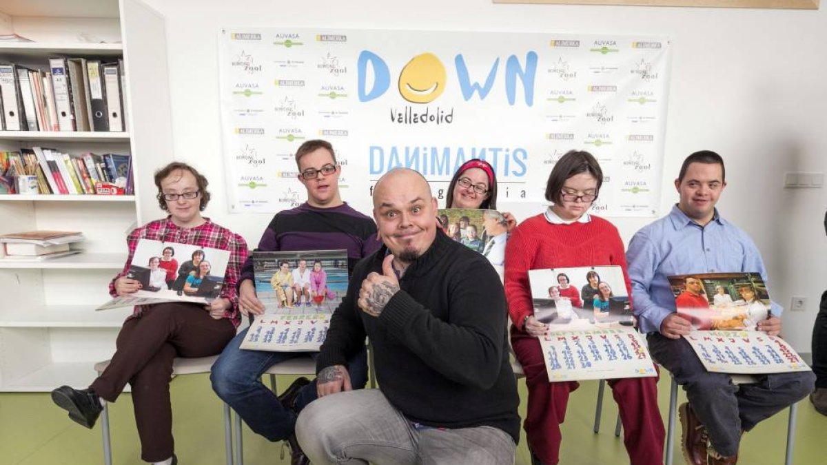El fotógrafo Dani Mantis, durante la presentación del calendario solidario 'Down Valladolid'-Ical