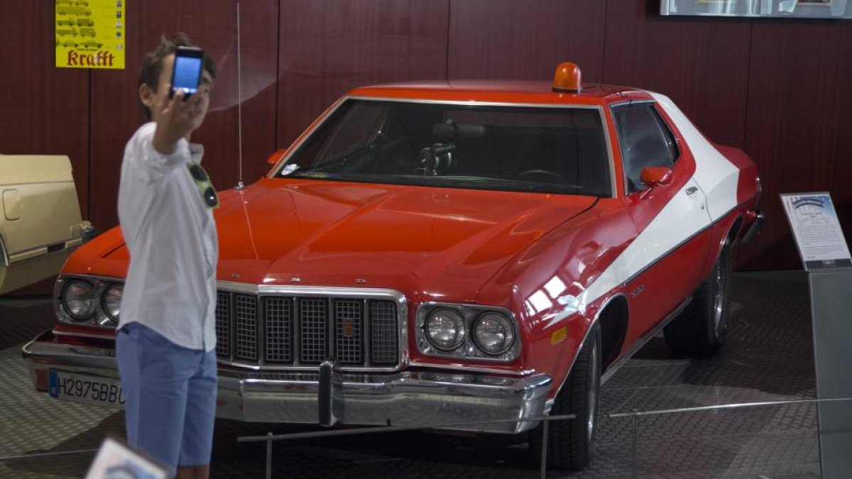 Bajo el nombre 'El sueño americano' el Museo de Automoción de la ciudad reúne una serie de iconos automovilísticos de Norteamérica de los años 50, 60 y 70-Ical