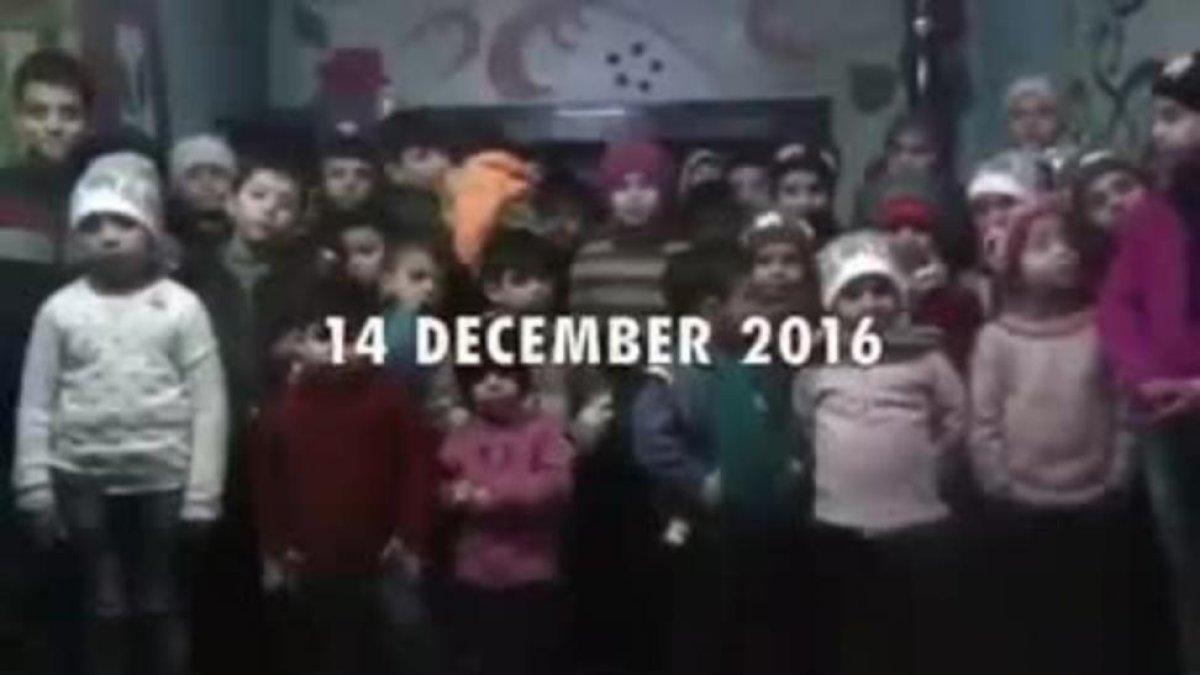 Súplica de los niños de Alepo para que los saquen de la ciudad.-