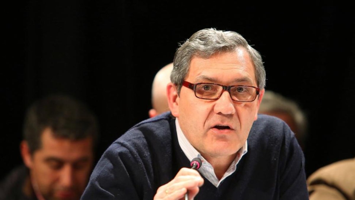 Canedo durante una intervención.-ICAL