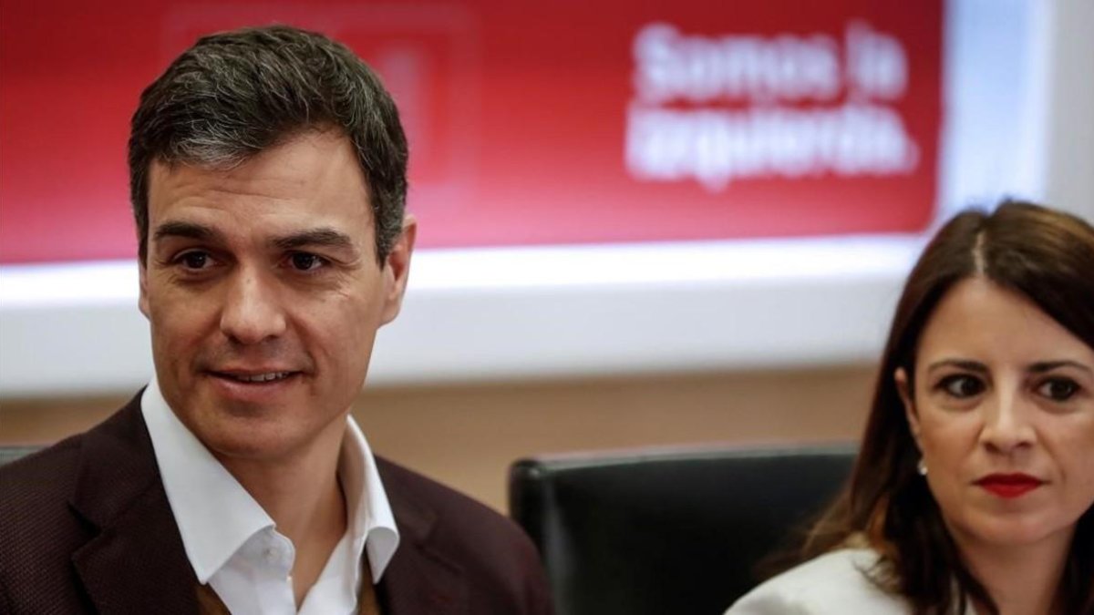 Pedro Sánchez y Adriana Lastra, el pasado 12 de marzo en la sede del PSOE.  Pedro Sánchez y Adriana Lastra, el pasado 12 de marzo en la sede del PSOE.-EFE / EMILIO NARANJO