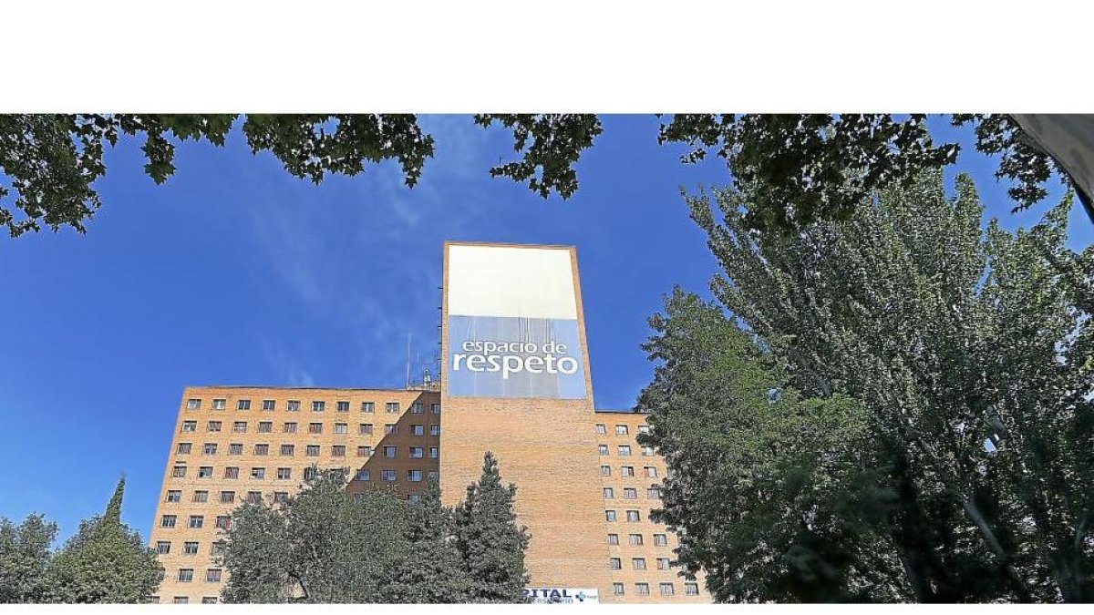Hospital Clínico de Valladolid.-J.M. LOSTAU