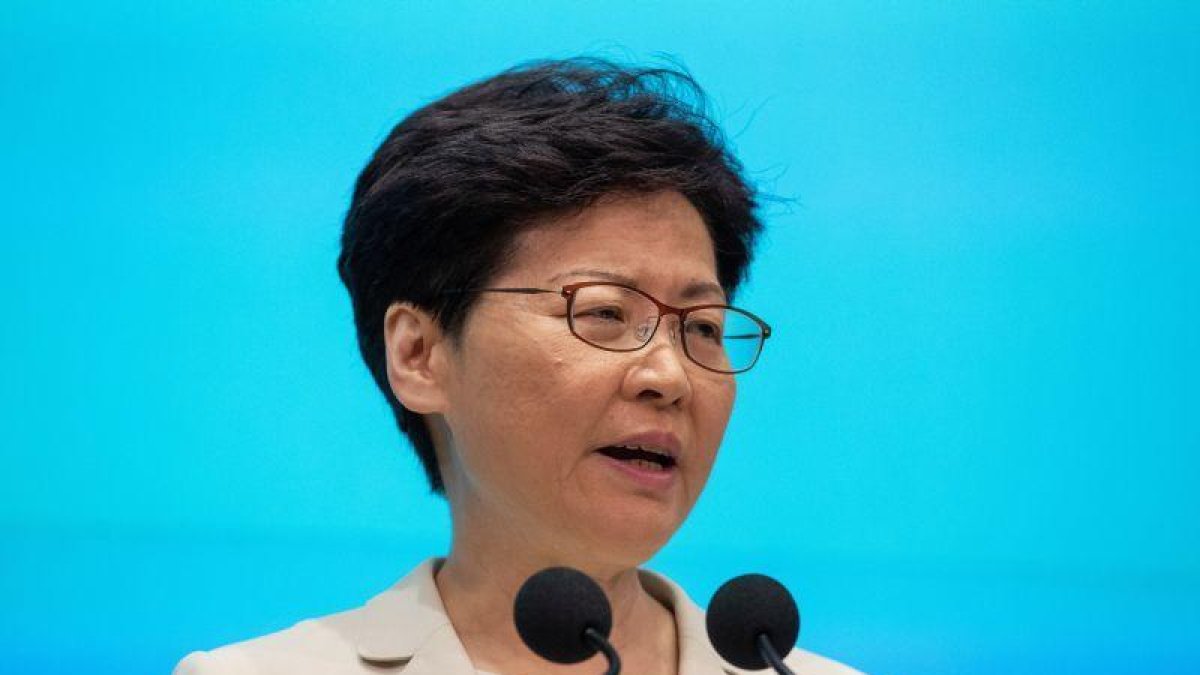 La jefa del Gobierno de Hong Kong, Carrie Lam en una rueda de prensa.-EFE