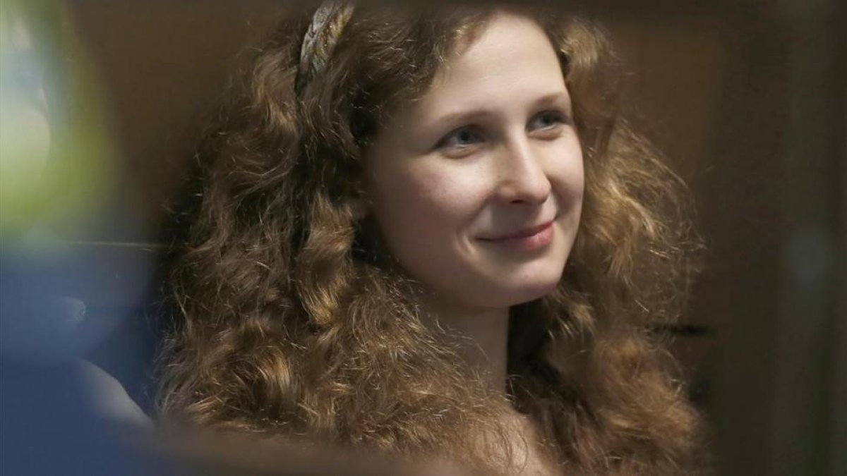 Maria Aliójina, una de las componente de Pussy Riot detenidas, en una foto del 2012.-AP / SERGEY PONOMAREV