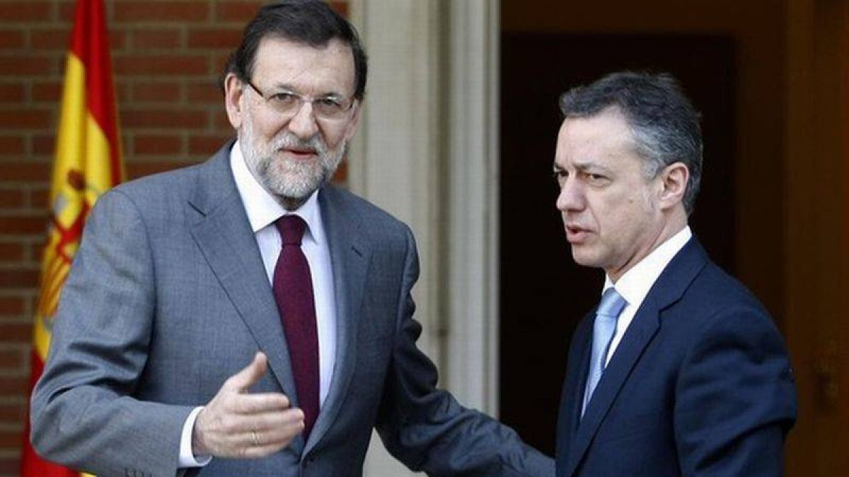 Mariano Rajoy e Iñigo Urkullu, en la Moncloa en enero del 2013.-Foto: JUAN MANUEL PRATS