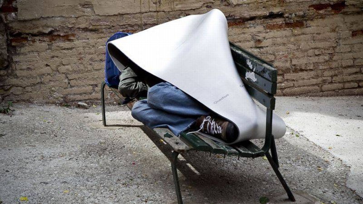 Navarro supera a Christmas, en un partido contra el CSKA de Moscú.-Foto: JORDI COTRINA