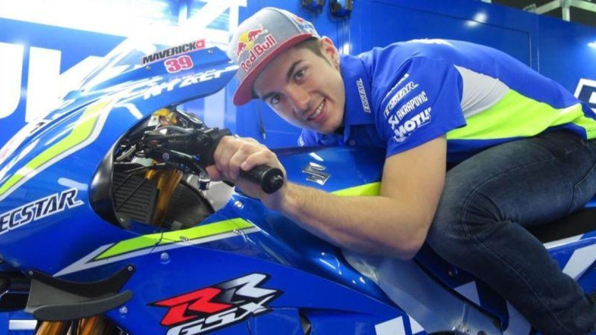 Maverick Viñales, encima de su Suzuki.-EMILIO PÉREZ DE ROZAS